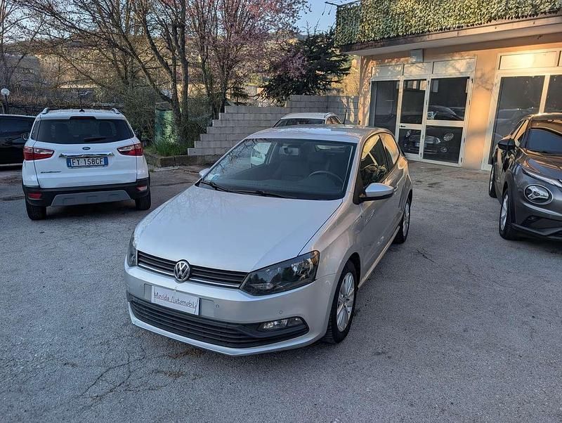 Usata VW Polo Trendline 75 CV (55 kW) 2016 Argento Berlina