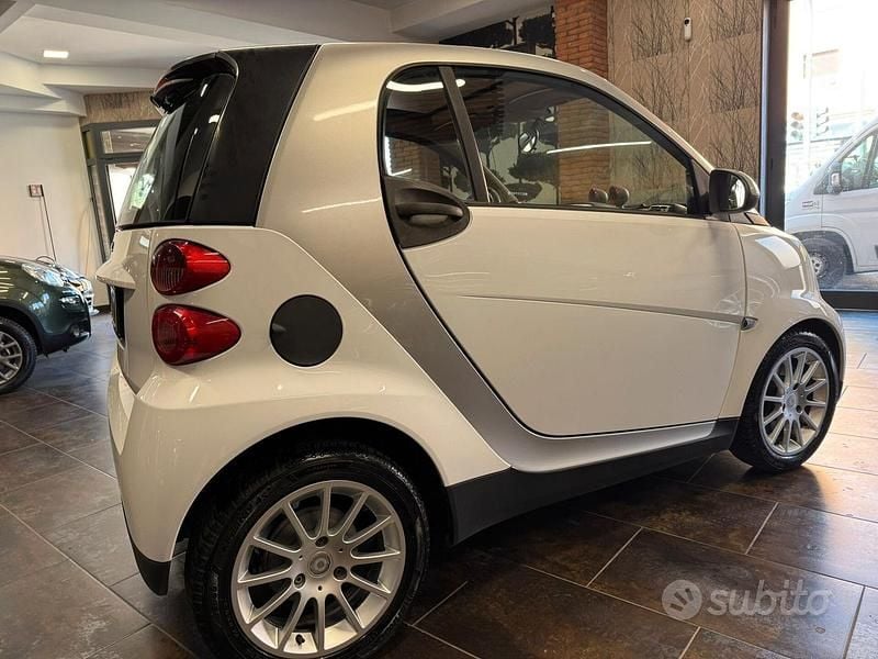 Usata Smart ForTwo Cabrio Passion 84 CV (61 kW) 2008 Bianco Cabrio