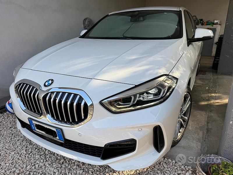 Usata BMW 118 M Sport 136 CV (100 kW) 2023 Bianco Utilitaria