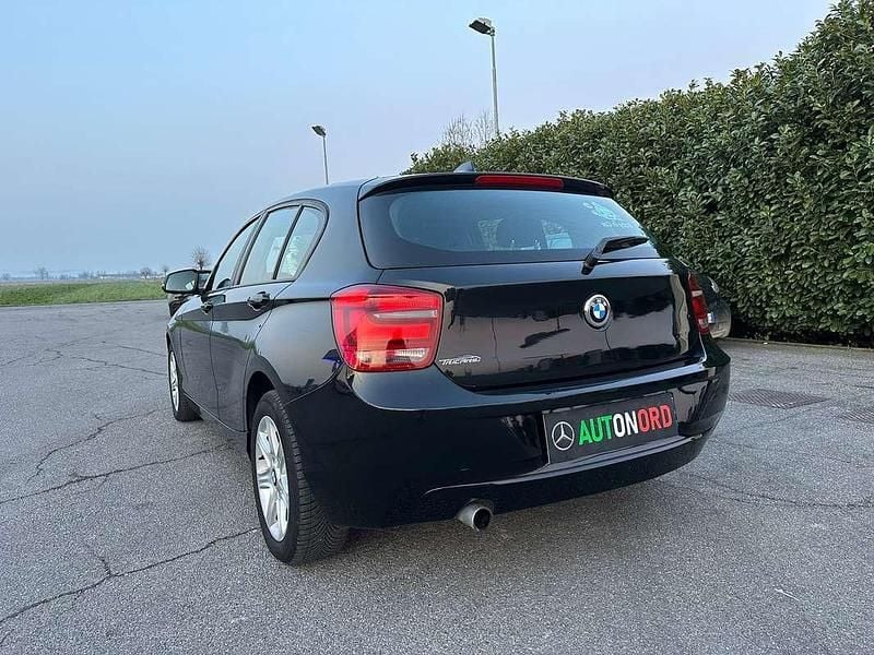 Usata BMW 114 95 CV (69 kW) 2013 Nero Utilitaria