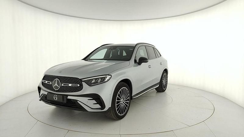 Argento hightech Nuova 2025 Mercedes GLC220 Advanced SUV | 67.500 € (Buon prezzo) - Immagine 1/4