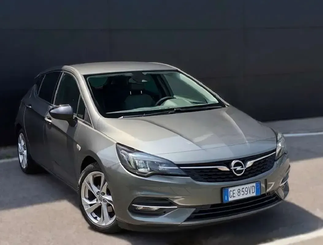 Usata Opel Astra GS Line 122 CV (89 kW) 2021 Berlina
