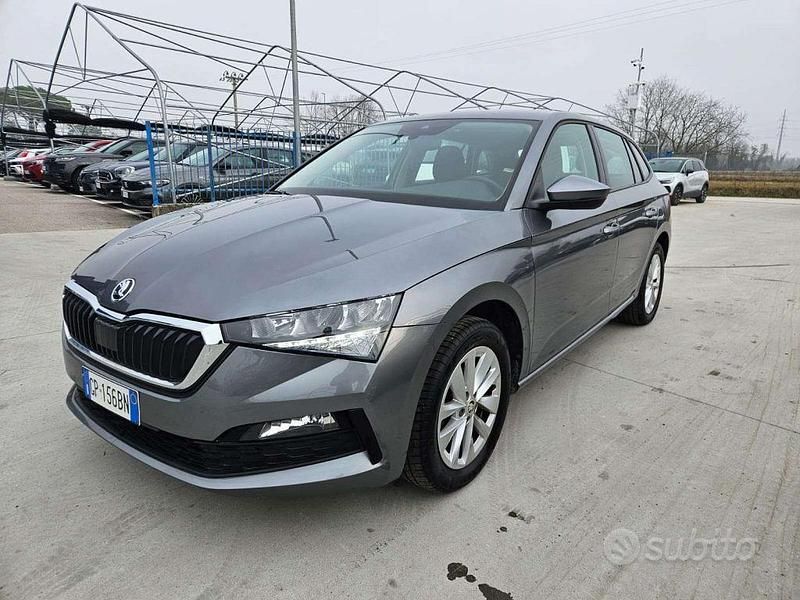 Usata Skoda Scala Ambition 95 CV (69 kW) 2023 Grigio Utilitaria