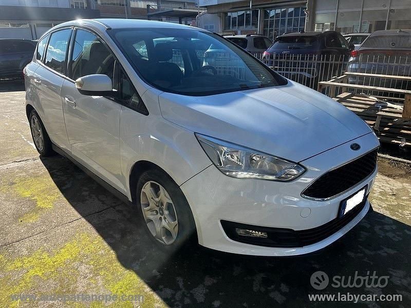 Begagnad Ford C-MAX S 120 HK (88 kW) 2017 Vit Minibuss