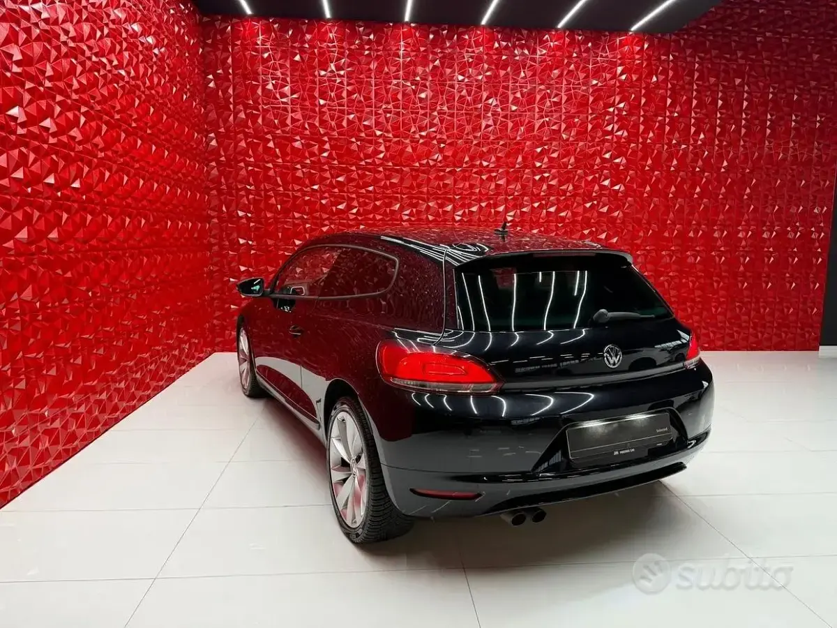 Usata VW Scirocco 160 CV (117 kW) 2010 Nero Coupé