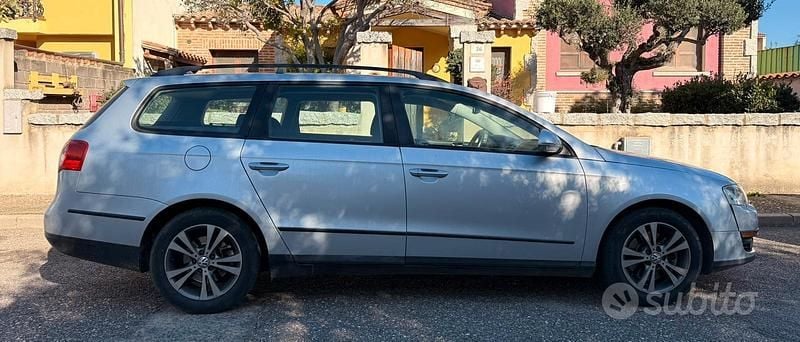 Usata VW Passat 140 CV (102 kW) 2008 Grigio Berlina