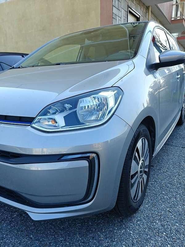 Usata VW e-up! 61 kW (83 CV) 2020 Argento Utilitaria