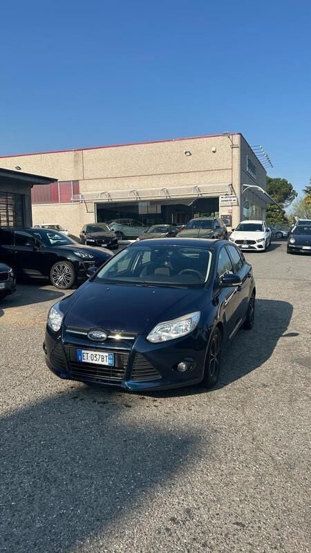 Usata Ford Focus 95 CV (69 kW) 2014 Blu Berlina