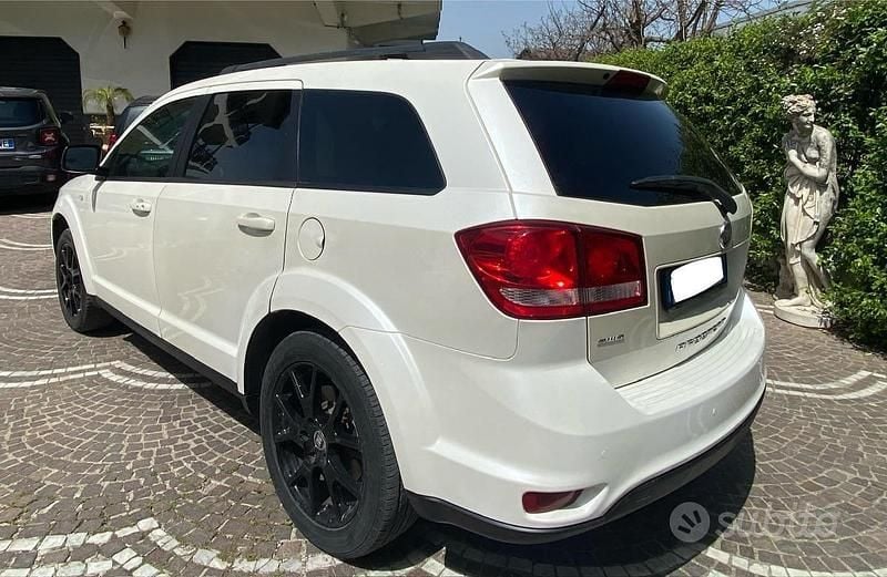 Usata Fiat Freemont Cross 170 CV (125 kW) 2015 Bianco SUV