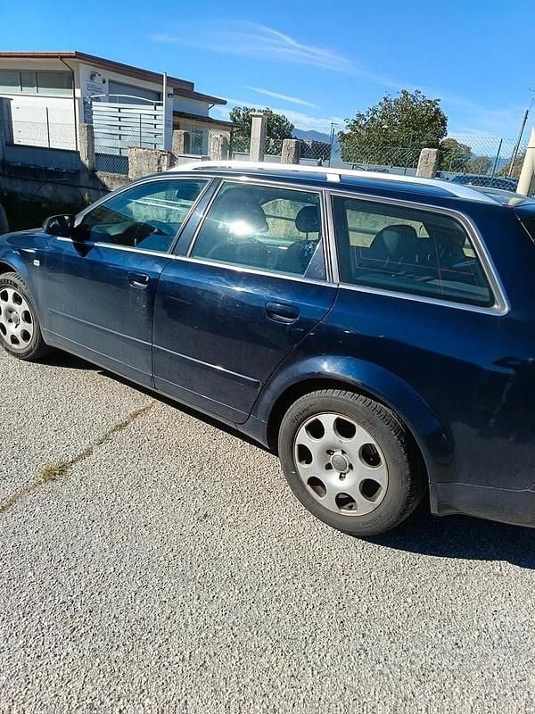 Usata Audi A4 116 CV (85 kW) 2005 Blu Station wagon