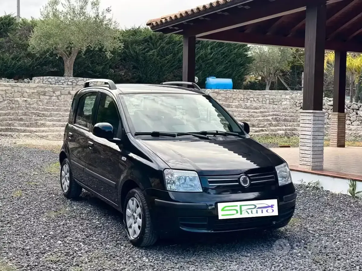 Usata Fiat Panda Dynamic 69 CV (50 kW) 2010 Nero Utilitaria