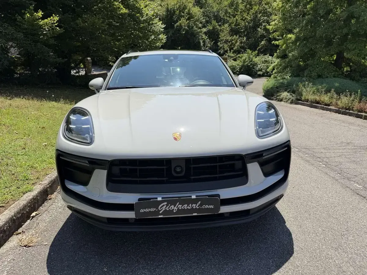 Usata Porsche Macan 265 CV (194 kW) 2022 Grigio SUV