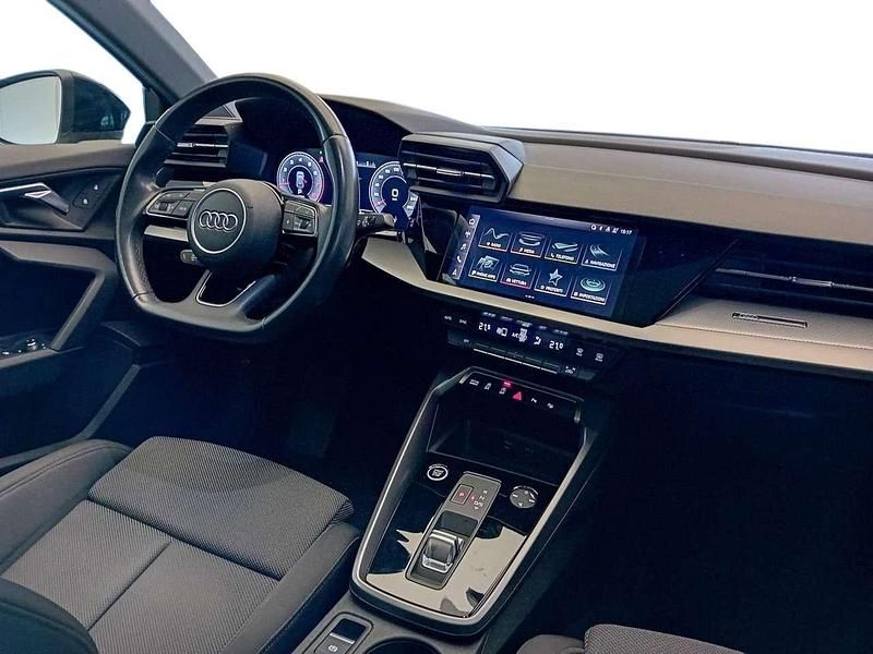 Usata Audi A3 Sportback S-Line 150 CV (110 kW) 2023 Bianco Utilitaria