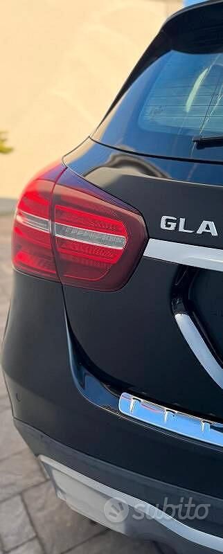 Usata Mercedes GLA200 136 CV (100 kW) 2018 SUV