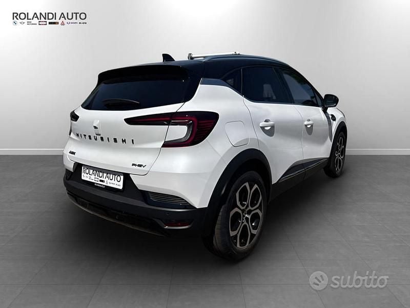 Nuova Mitsubishi ASX Intense 159 CV (116 kW) 2025 Crystal white met+tetto nero SUV
