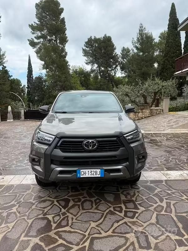 Usata Toyota HiLux 2021 Pick-up