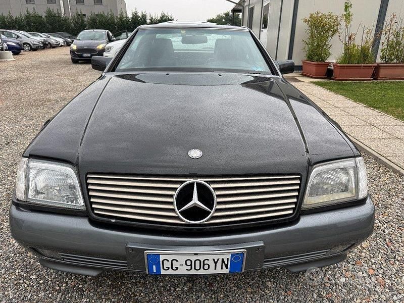 Usata Mercedes SL300 231 CV (169 kW) 1991 Blu Cabrio