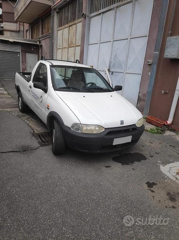 Usata Fiat Strada 2001 Pick-up