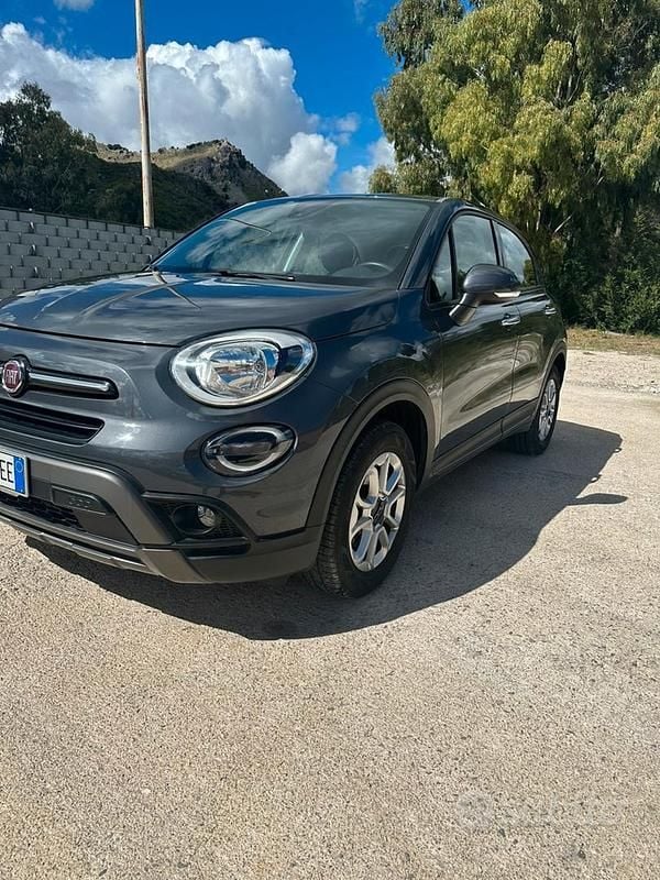 Grigio Usata 2019 Fiat 500X SUV | 14.999 € (Buon prezzo) - Immagine 1/4