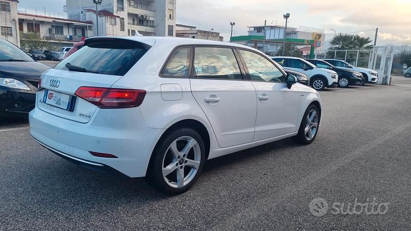Usata Audi A3 Design 110 CV (80 kW) 2016 Bianco Berlina