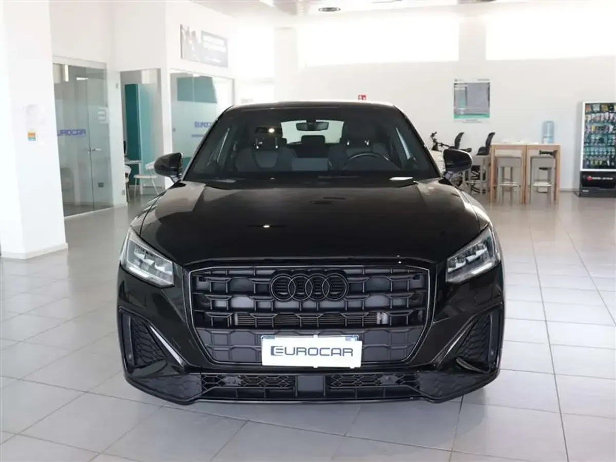 Usata Audi Q2 S-Line 116 CV (85 kW) 2022 Nero / black SUV