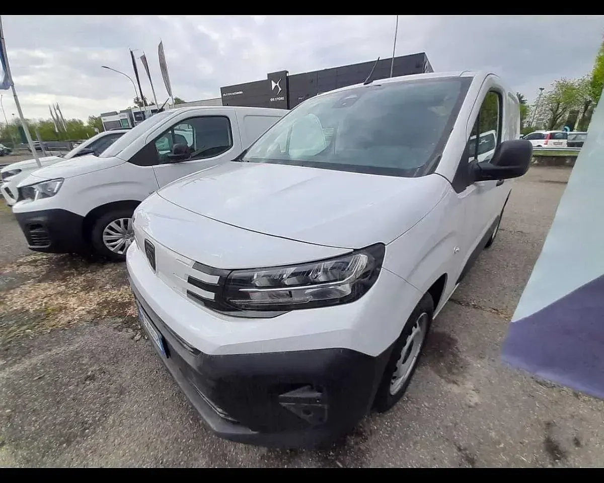 Usata Peugeot Partner 131 CV (96 kW) 2026 Monovolume