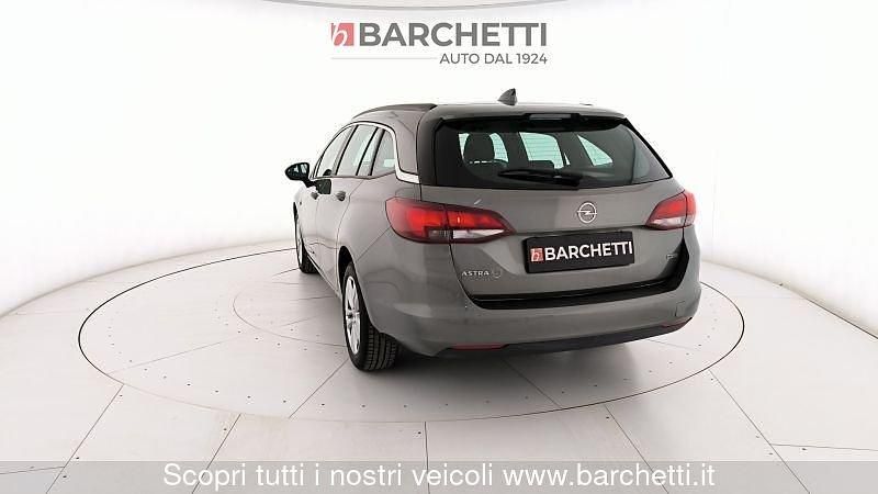 Usata Opel Astra Business 136 CV (100 kW) 2017 Grigio Station wagon