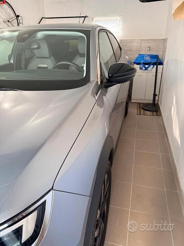 Usata Opel Mokka 110 CV (80 kW) 2022 Grigio SUV