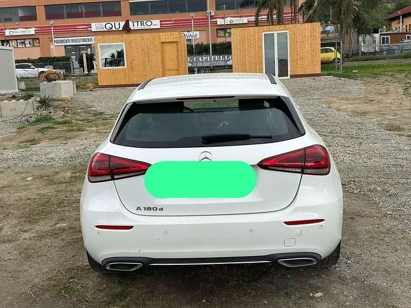 Usata Mercedes 180 158 CV (116 kW) 2021 Berlina