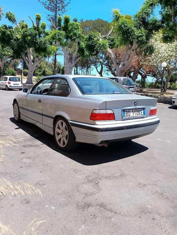 Usata BMW 318 140 CV (102 kW) 1998 Coupé