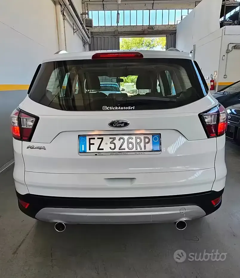 Usata Ford Kuga 120 CV (88 kW) 2019 Bianco SUV