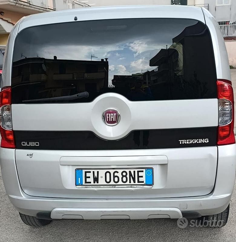 Usata Fiat Qubo Trekking 75 CV (55 kW) 2014 Grigio Monovolume