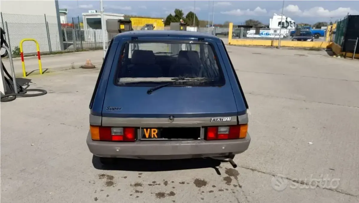 Usata Fiat 127 45 CV (33 kW) 1982 Blu Utilitaria