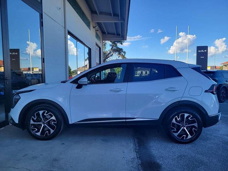 Second-hand Kia Sportage Style 136 CP (100 kW) 2022 Alb SUV