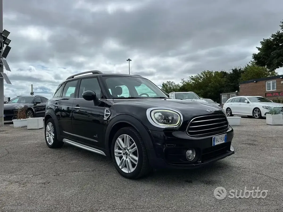 Usata Mini Cooper D Countryman Business 150 CV (110 kW) 2018 Nero SUV