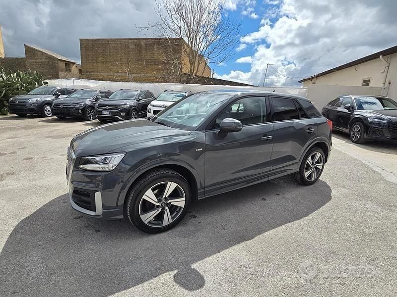 Usata Audi Q2 S-Line 116 CV (85 kW) 2020 Grigio SUV
