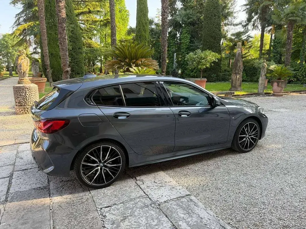 Usata BMW 120 M Sport 190 CV (139 kW) 2020 Grigio Berlina