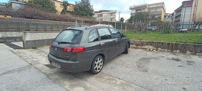 Usata Fiat Croma 150 CV (110 kW) 2007 Grigio Station wagon