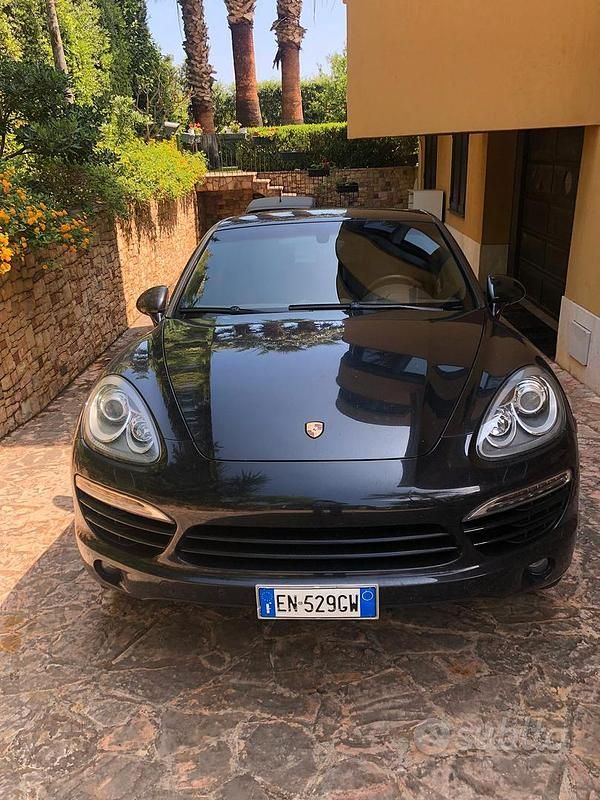 Usata Porsche Cayenne Turbo 2013 Nero SUV