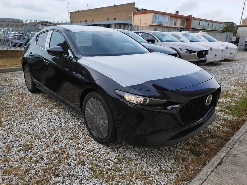 Usata Mazda 3 140 CV (102 kW) 2025 Jet black Berlina