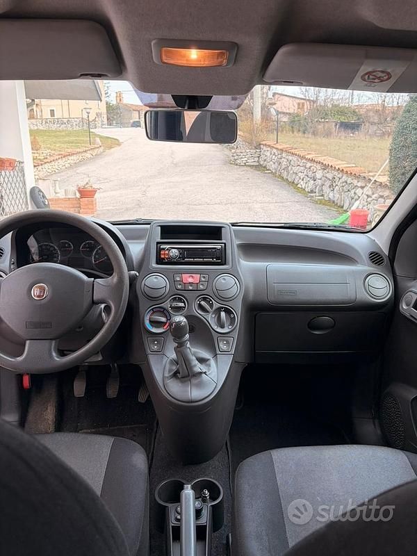 Usata Fiat Panda 4x4 69 CV (50 kW) 2010 Grigio Utilitaria