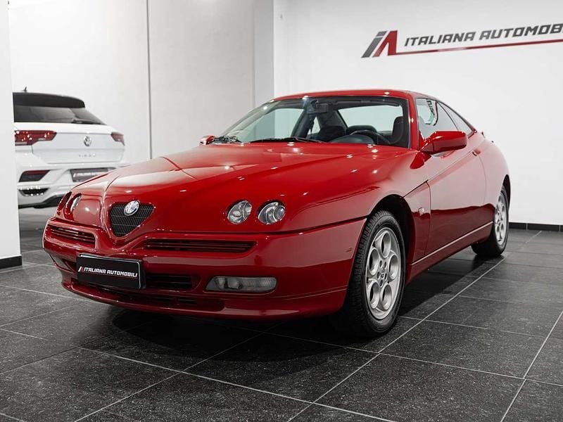 Usata Alfa Romeo GTV 144 CV (105 kW) 1998 Rosso alfa Coupé