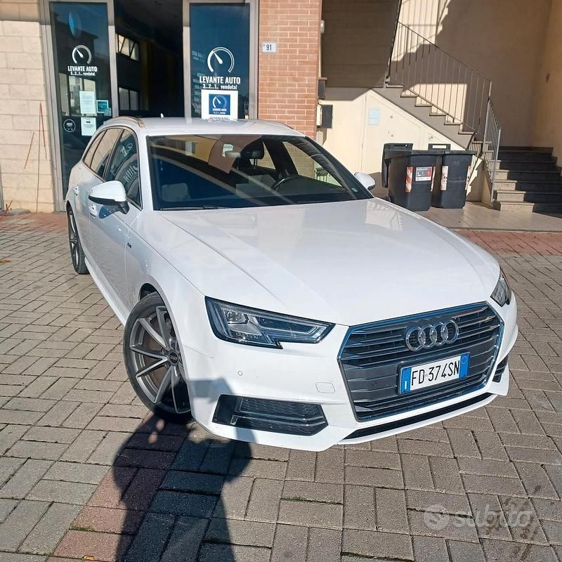 Bianco Usata 2016 Audi A4 S-Line Tre volumi | 15.990 € (Buon prezzo) - Immagine 1/4