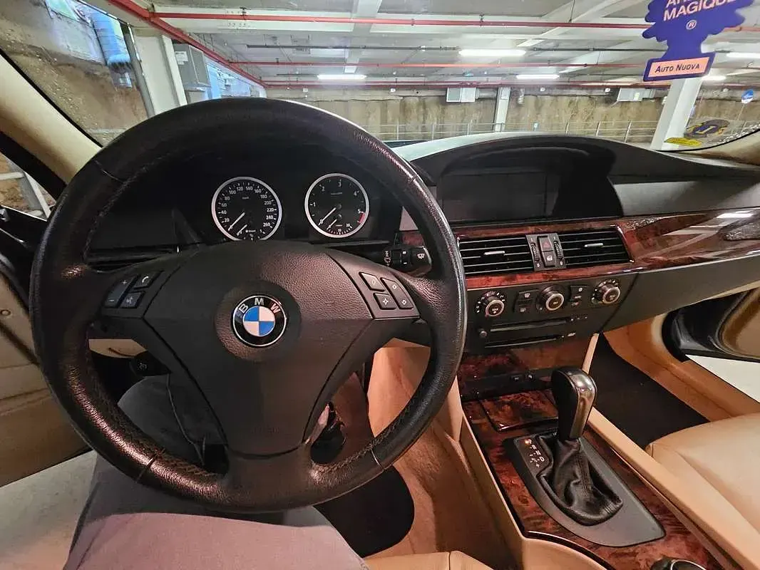 Usata BMW 535 Sport Line 272 CV (200 kW) 2006 Grigio Berlina