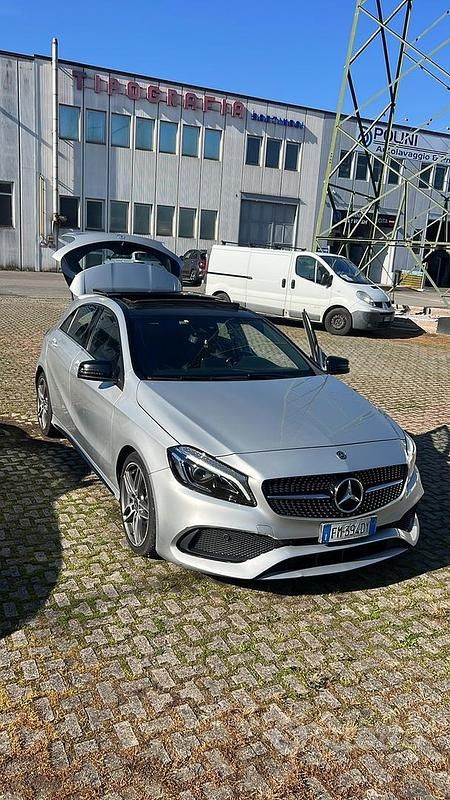 Usata 2017 Mercedes A180 | 14.000 € (Buon prezzo) - Immagine 1/4