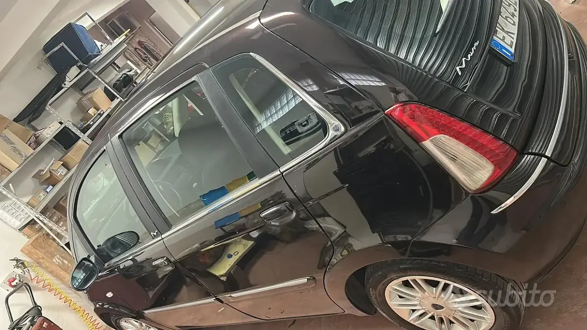 Usata Lancia Musa 95 CV (69 kW) 2011 Monovolume