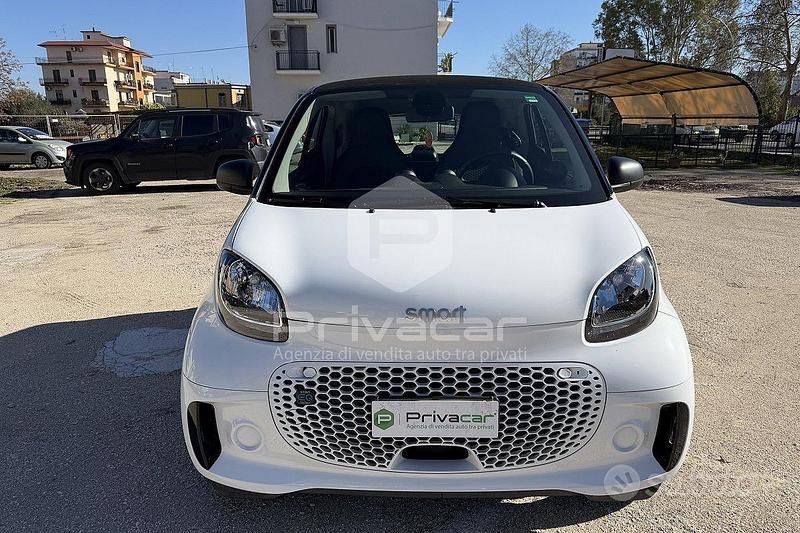 Usata Smart ForTwo Coupé Passion 41 kW (56 CV) 2022 Bianco Utilitaria
