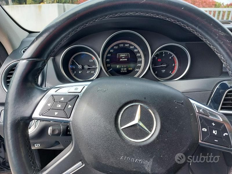 Usata Mercedes C200 136 CV (100 kW) 2013 Nero Berlina