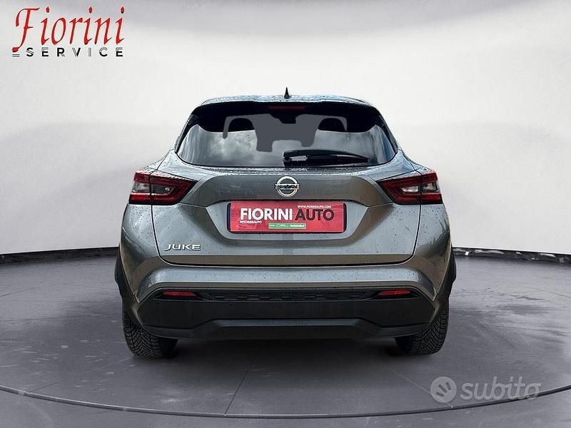 Używany Nissan Juke N-Connecta 117 KM (86 kW) 2020 Czarny SUV