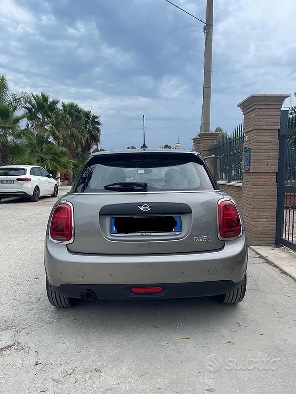 Usata Mini One D 95 CV (69 kW) 2018 Grigio Utilitaria